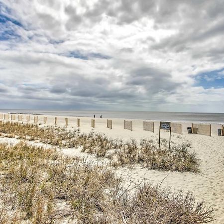 Coastal Oasis With Decks Walk To Holden Beach! Eksteriør billede